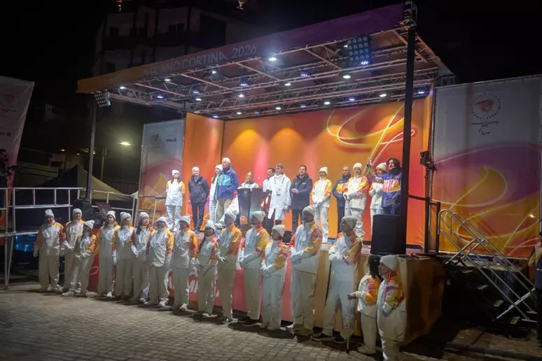 Paralimpiadi, apertura senza portabandiera tra boicottaggi e polemiche Paralimpiadi, apertura senza portabandiera tra boicottaggi e polemiche