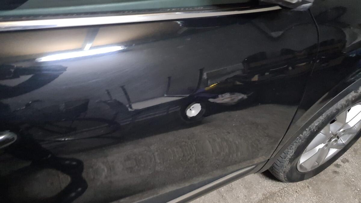 Galleria foto 'Giovinazzo, colpita auto del comandante della Polizia locale: «Andiamo avanti con dignità»' - foto 1