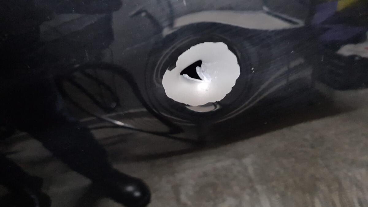 Galleria foto 'Giovinazzo, colpita auto del comandante della Polizia locale: «Andiamo avanti con dignità»' - foto 2