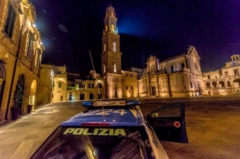 polizia piazza duomo lecce