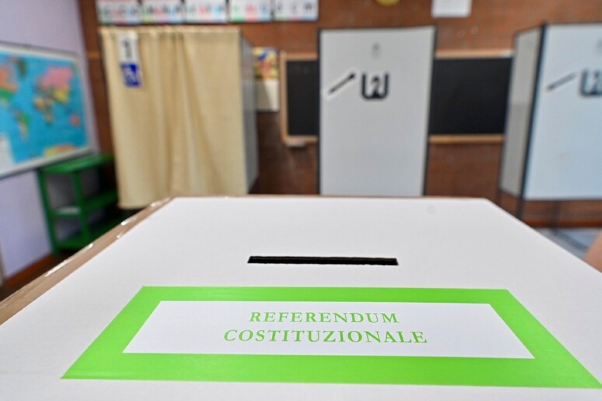 Galleria foto 'Referendum sulla Giustizia, affluenza al 38% alle 19: in Puglia ha votato il 30% degli aventi diritto' - foto 1