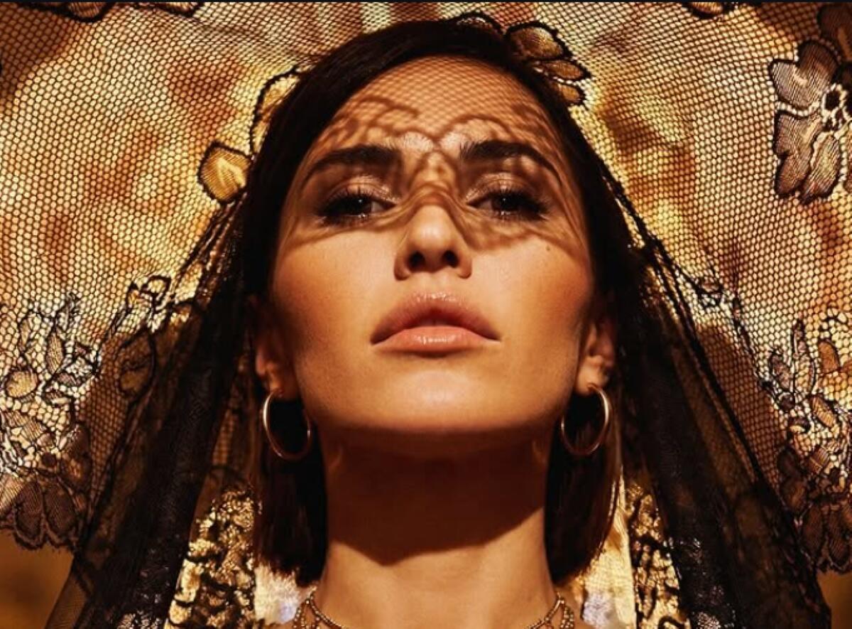 Galleria foto 'Serena Brancale annuncia “SACRO”: il nuovo album dell’artista barese uscirà il 10 aprile' - foto 1