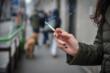 Aumenta ancora il prezzo delle sigarette, arrivano nuovi rincari. Ecco i marchi interessati