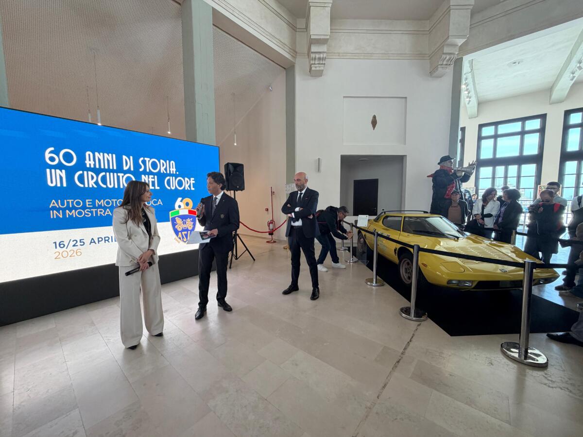 Galleria foto 'Bari riaccende i motori della storia: torna il Gran Premio, ma in versione “Zero Emissioni” – IL PROGRAMMA' - foto 2