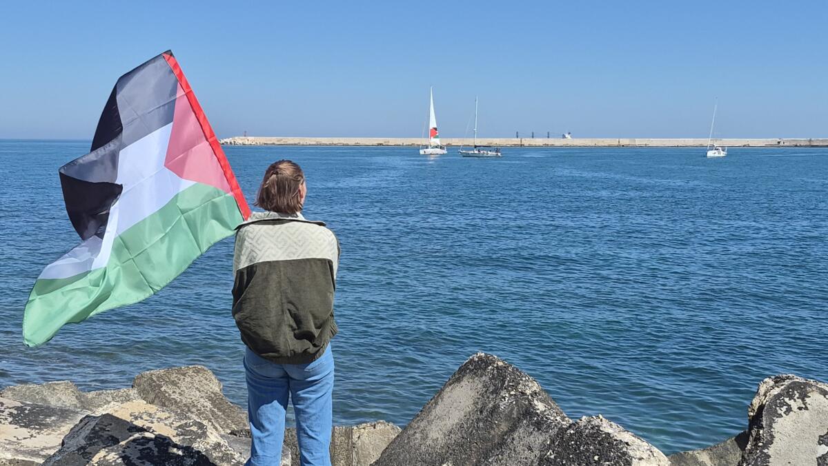 Galleria foto 'Parte da Bari la missione primaverile della Sumud Flotilla' - foto 1