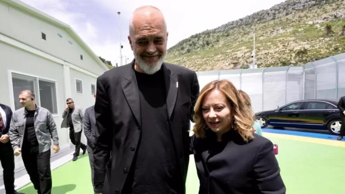 Galleria foto 'Rimpatrio migranti, per la Corte Ue il protocollo Italia-Albania è a norma. Meloni: «Persi due anni per letture giudiziarie forzate»' - foto 1