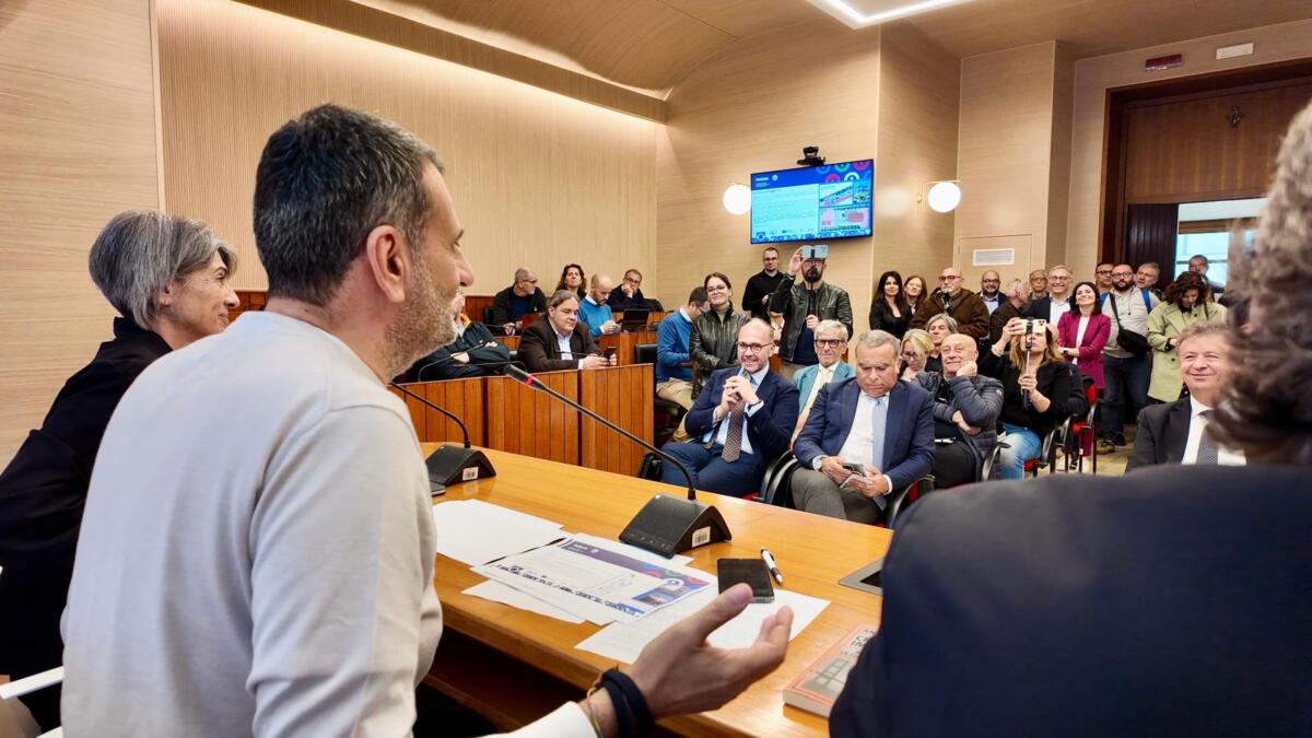 Puglia, 11 milioni di euro per trasformare beni confiscati in spazi di comunità: i 13 progetti di riscatto sociale Puglia, 11 milioni di euro per trasformare beni confiscati in spazi di comunità: i 13 progetti di riscatto sociale