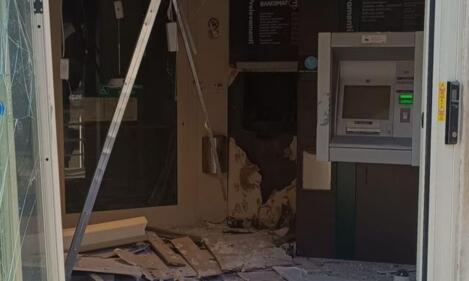 assalto bancomat san severo