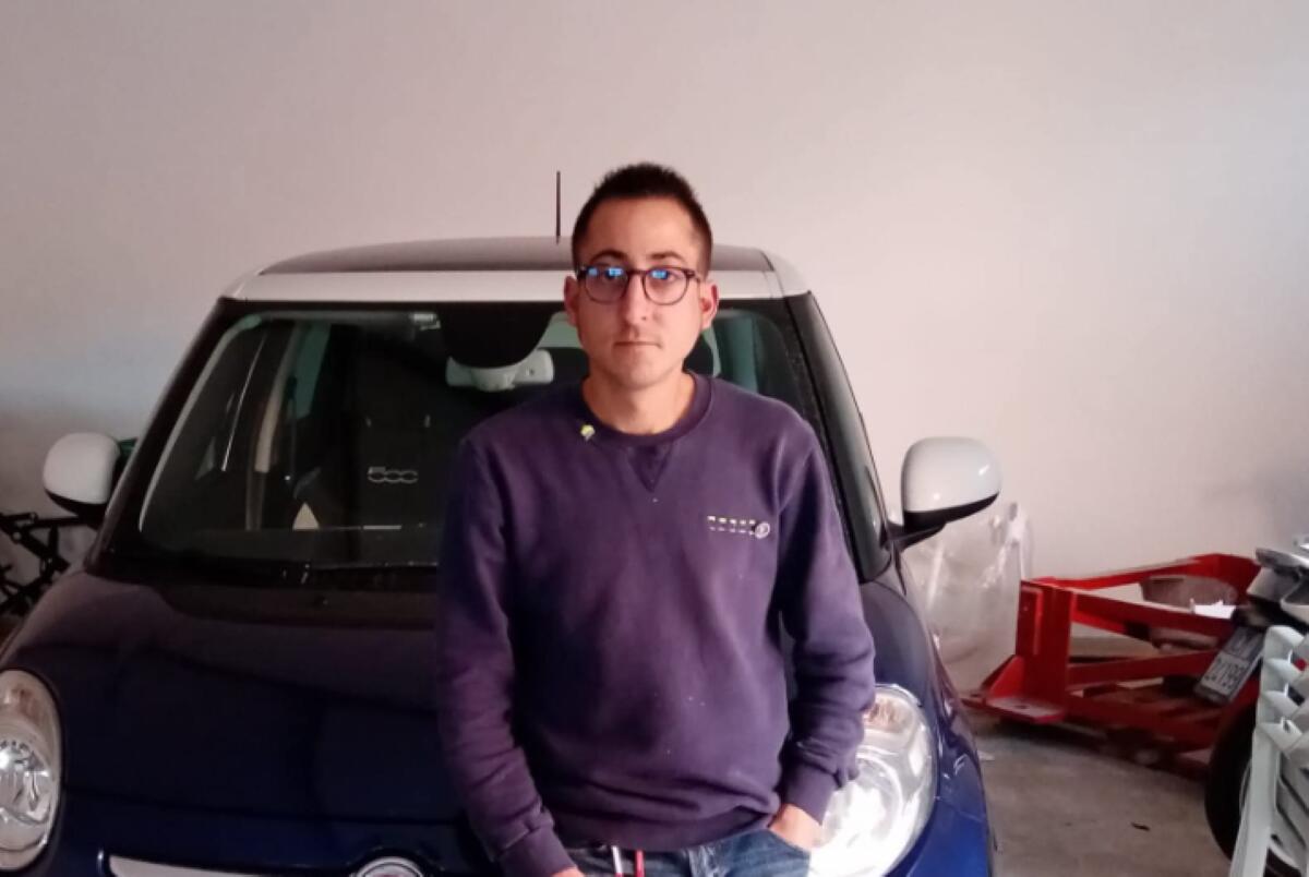 Galleria foto 'Orta Nova piange Fabio: muore a 37 anni dopo quasi 5 anni di agonia. Fu massacrato di botte a Stornara' - foto 1