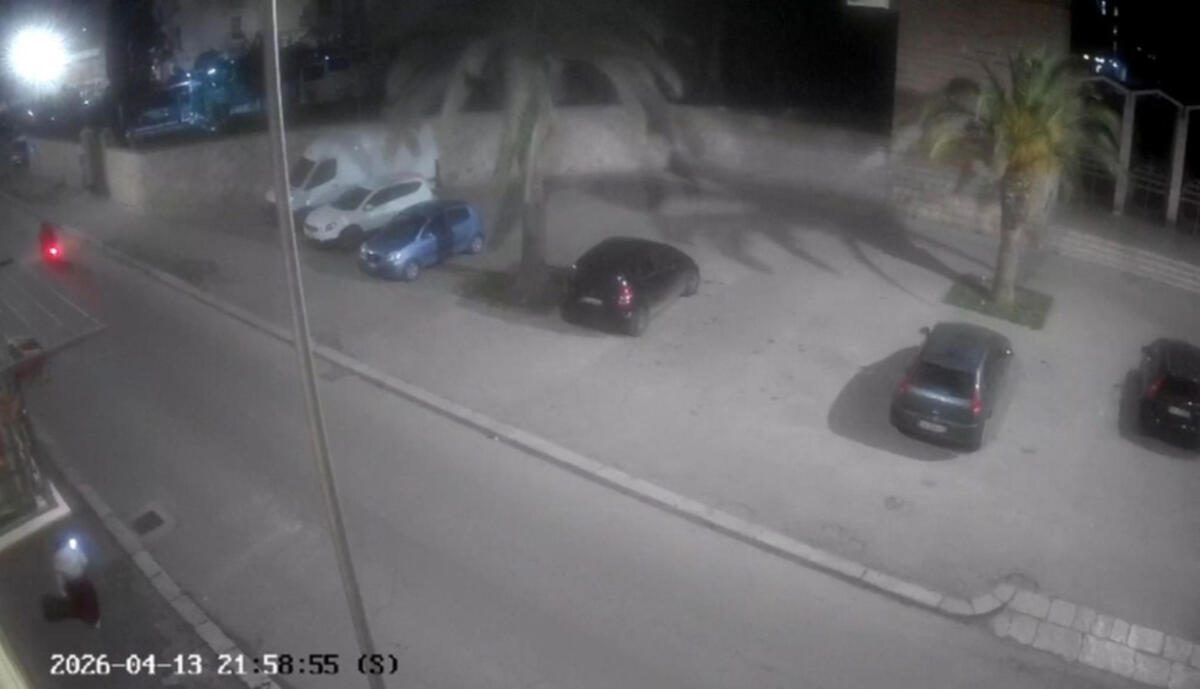 Galleria foto 'Omicidio Carta a Foggia, diffuso video con una possibile testimone oculare. L’appello del legale: «Ci dica cosa ha visto»' - foto 1