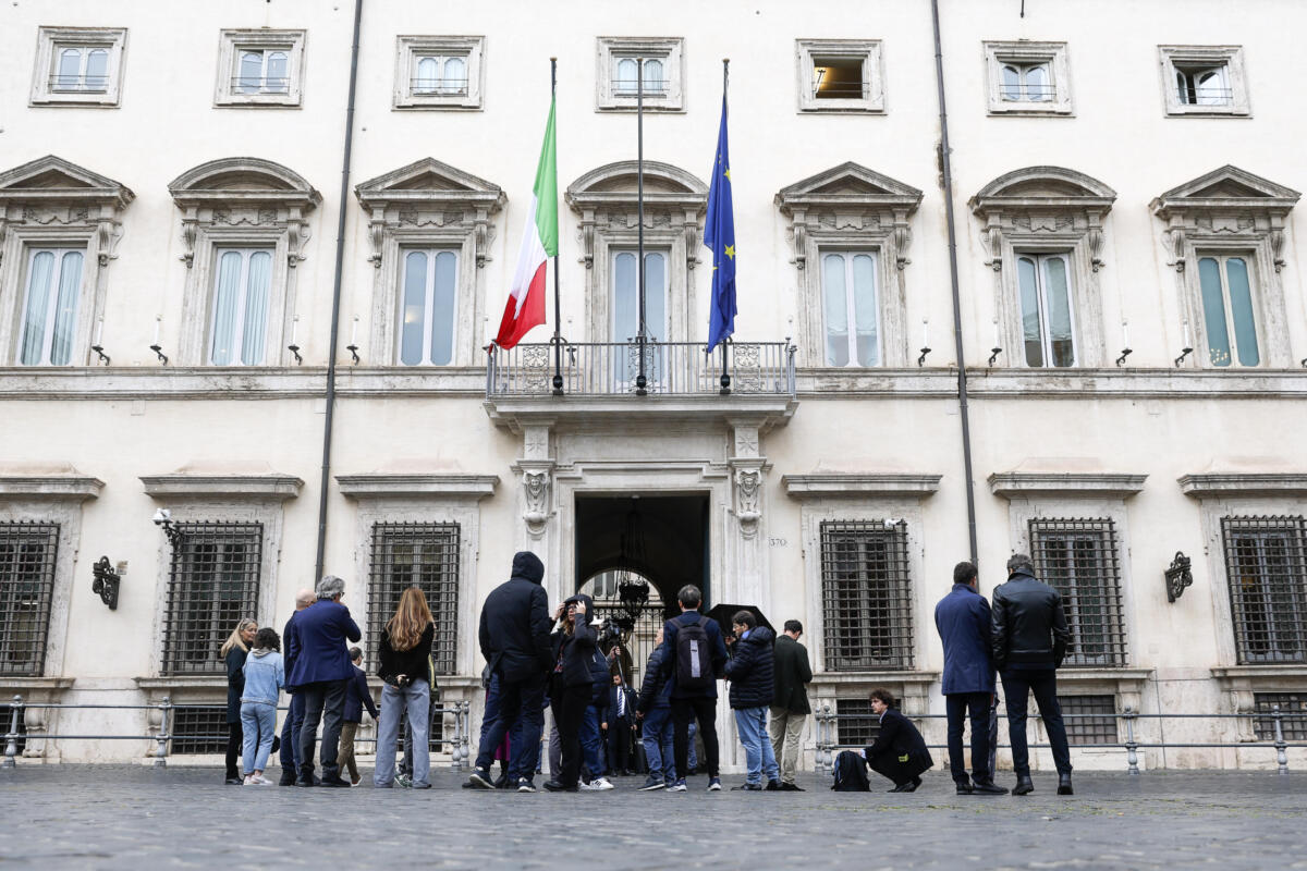 Galleria foto 'Un Piano casa da un miliardo, 100mila alloggi per le fasce deboli: il provvedimento atteso in Cdm' - foto 1