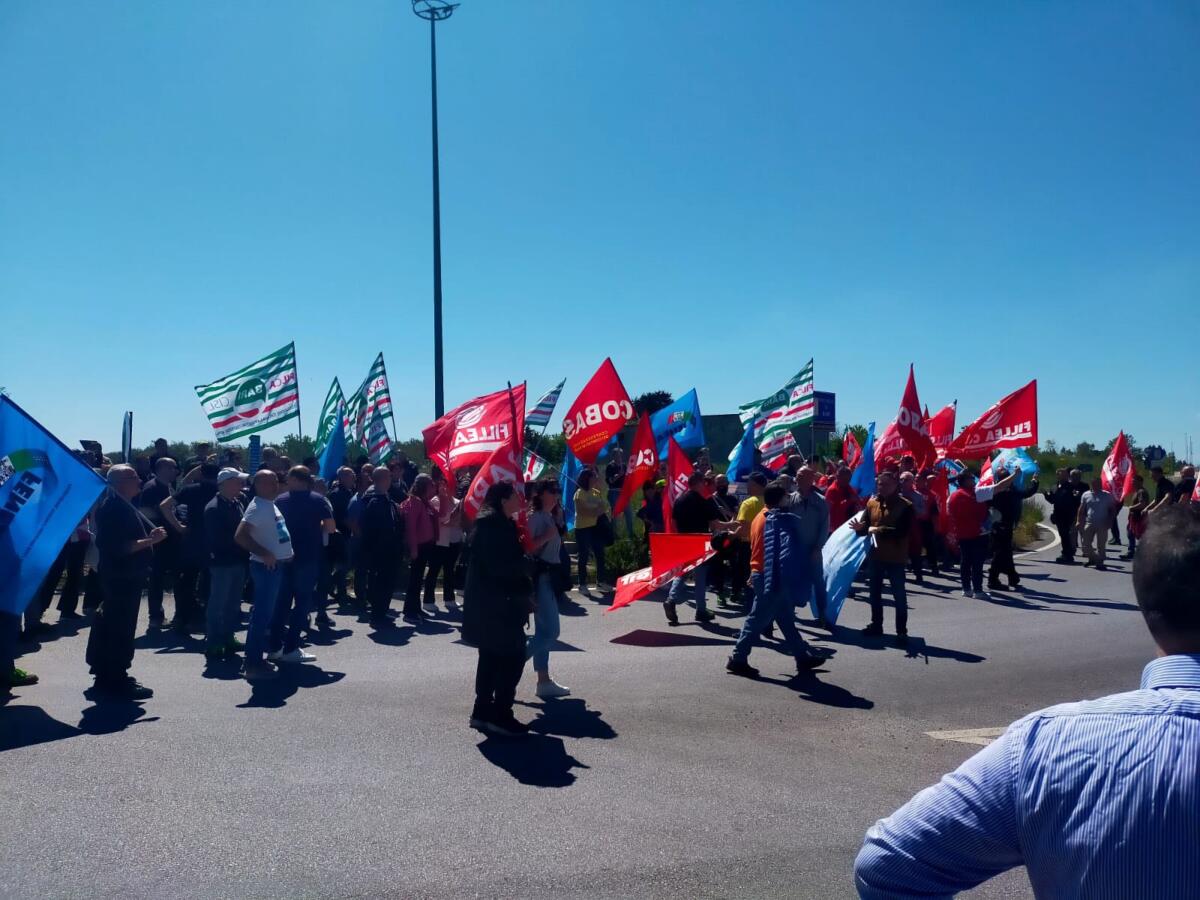 Galleria foto 'Crisi Natuzzi, Di Sciascio: «Riprenda il confronto per costruire soluzioni concrete». Urso convoca Puglia e Basilicata al Mimit' - foto 1