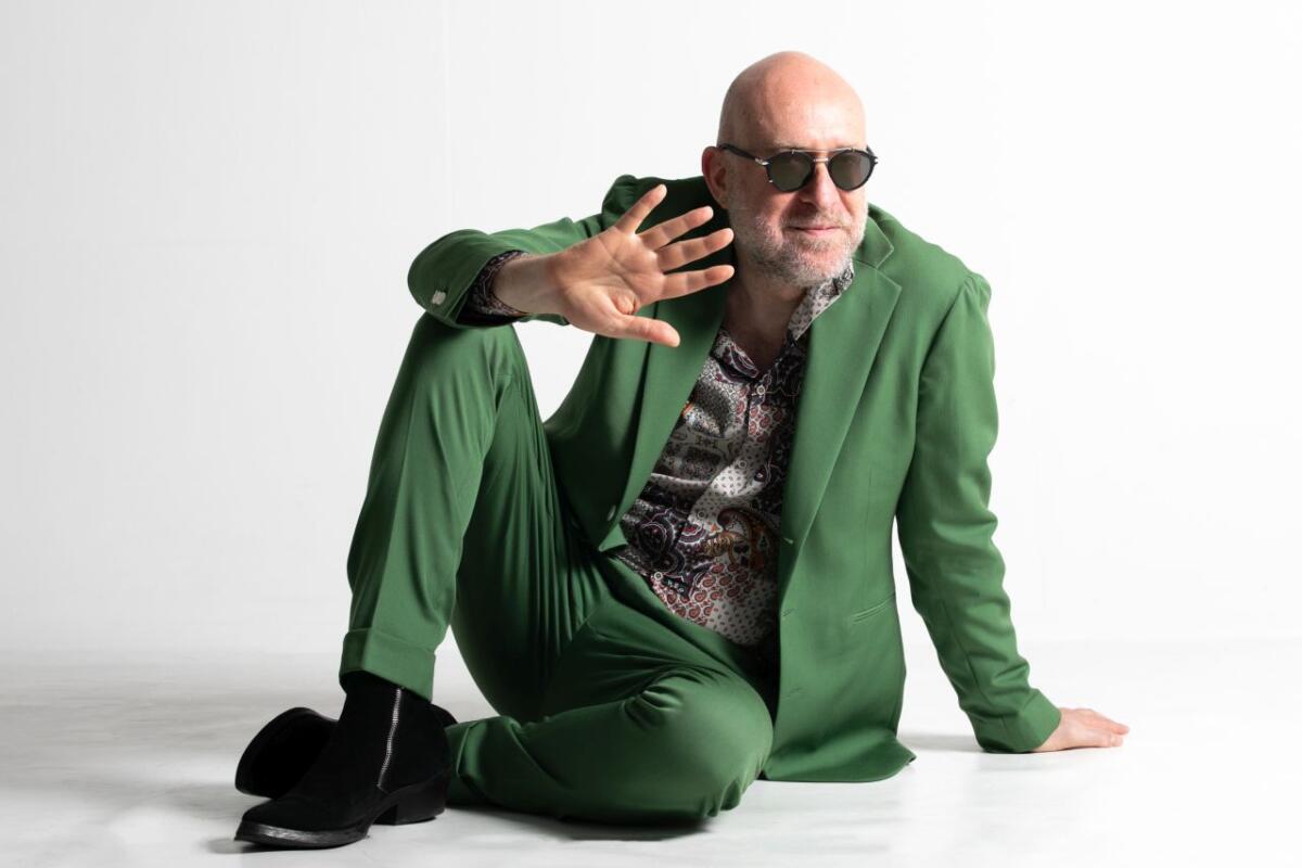 Galleria foto 'Mario Biondi, la voce italiana del soul in tour nei teatri: «Oggi sento il bisogno di raccontarmi davvero» – L’INTERVISTA' - foto 1