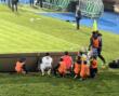 Follia al “Veneziani” in Monopoli-Foggia: ultrà invadono il campo a caccia dei giocatori, schiaffeggiato uno steward