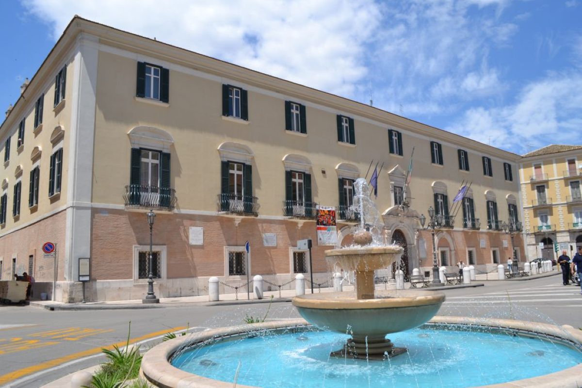 Galleria foto 'Provincia di Foggia, la vittoria di Pirro di Nobiletti: raddoppia i voti ma non ha la maggioranza' - foto 1