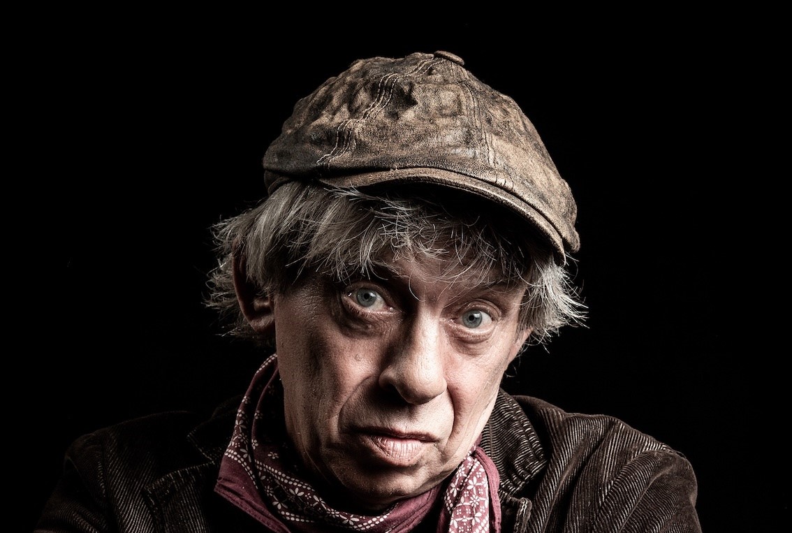 Il ritorno del guastatore, Rossi: «Combatto la cultura che si autocelebra» – L’INTERVISTA Il ritorno del guastatore, Rossi: «Combatto la cultura che si autocelebra» – L’INTERVISTA
