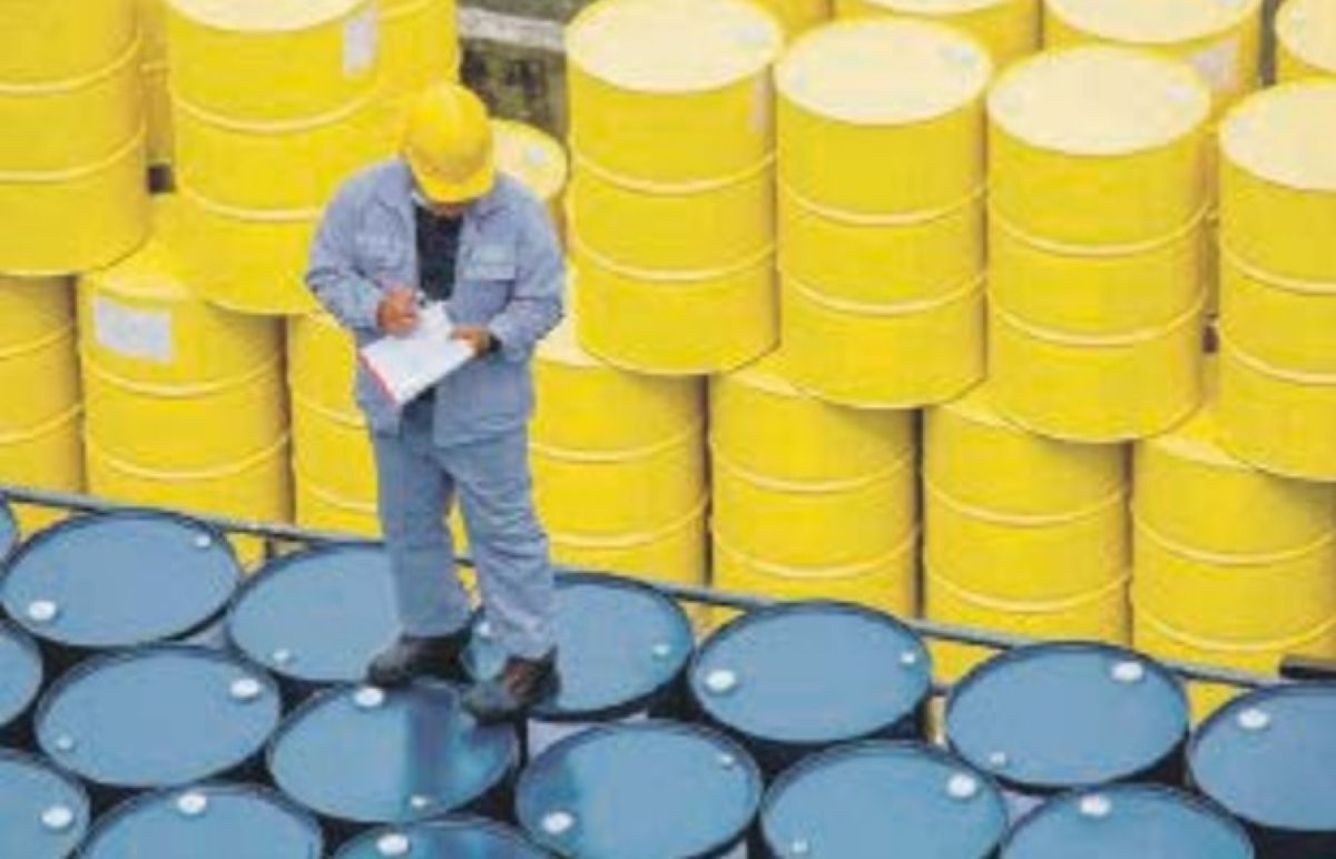 Trattative Usa-Iran, mercati con il fiato sospeso: riflettori puntati su petrolio e gas Trattative Usa-Iran, mercati con il fiato sospeso: riflettori puntati su petrolio e gas