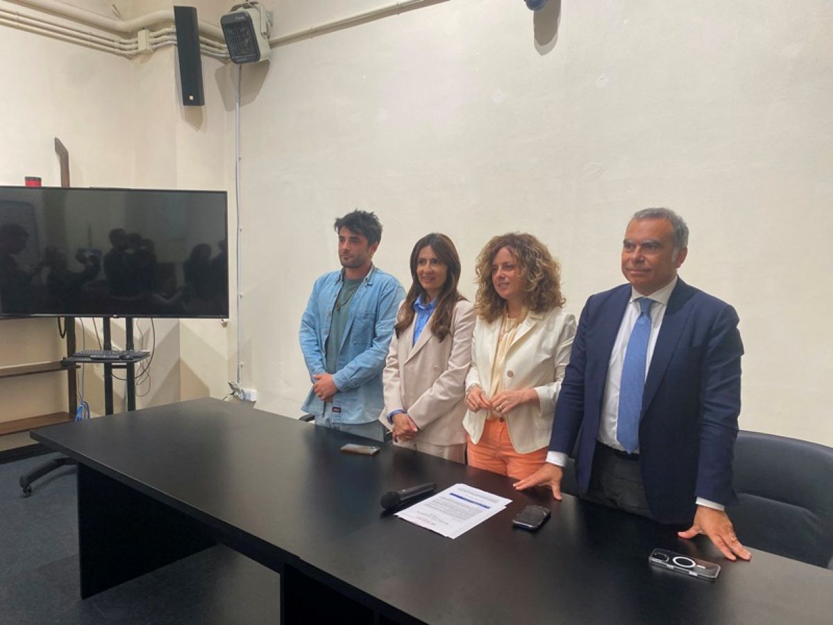 Galleria foto 'Il “Maggio dell’Antimafia”: da Bari a Foggia un percorso culturale e civile tra teatro, arte e musica' - foto 1