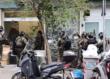 Rapina in banca da film al Vomero: 25 ostaggi liberati dai Gis, ma la banda svanisce nelle fogne