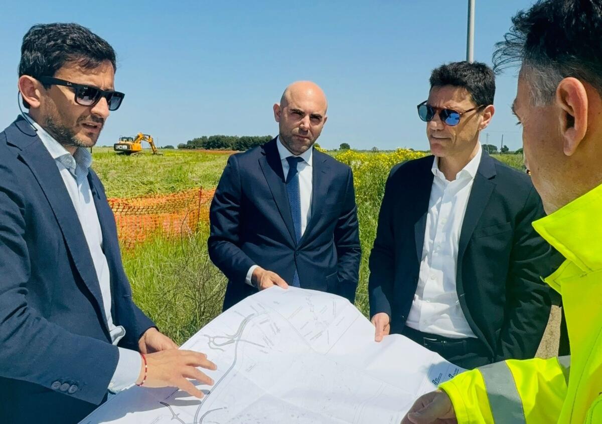 Galleria foto 'Collegamento tra la stazione di Brindisi e l’aeroporto del Salento: lavori al via il prossimo 4 maggio' - foto 1
