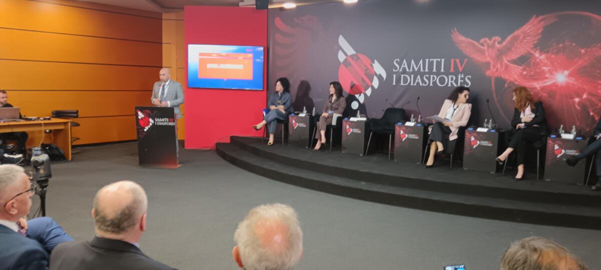 Galleria foto 'Summit della Diaspora a Tirana, la comunità italiana protagonista con lingua e cultura Arbëreshë' - foto 1