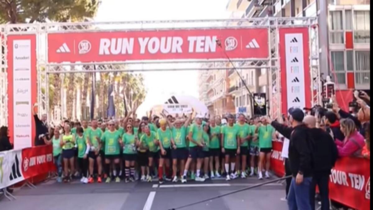 La Deejay Ten a Bari, in diecimila corrono con Linus: al via Decaro e Leccese – VIDEO La Deejay Ten a Bari, in diecimila corrono con Linus: al via Decaro e Leccese – VIDEO