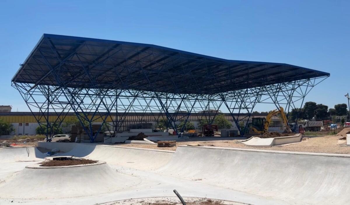 Bari, l’ex Fibronit diventa il “Parco della Rinascita”. Leccese: «Opere al 90%, piantati i primi 400 alberi» – VIDEO
