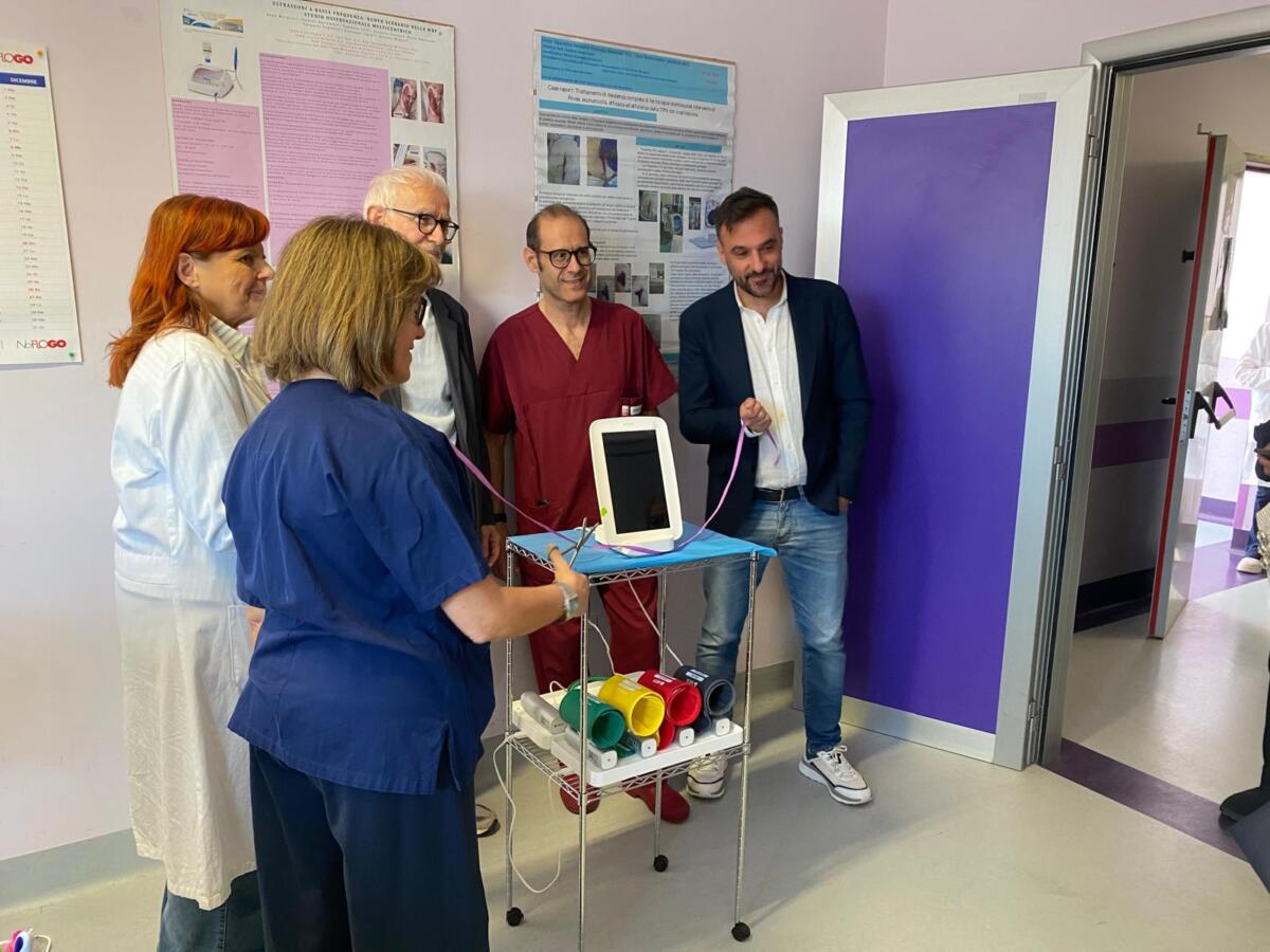 Molfetta, ex paziente dona un macchinario salvavita all’ospedale “Don Tonino Bello” – FOTO