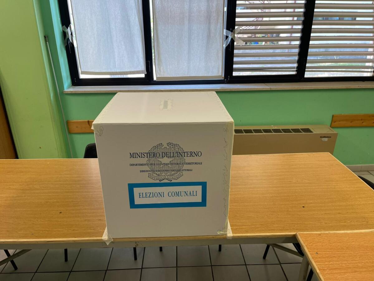 Amministrative 2026, urne aperte in tutta Italia: in Puglia si vota in 54 Comuni – FOTO Amministrative 2026, urne aperte in tutta Italia: in Puglia si vota in 54 Comuni – FOTO