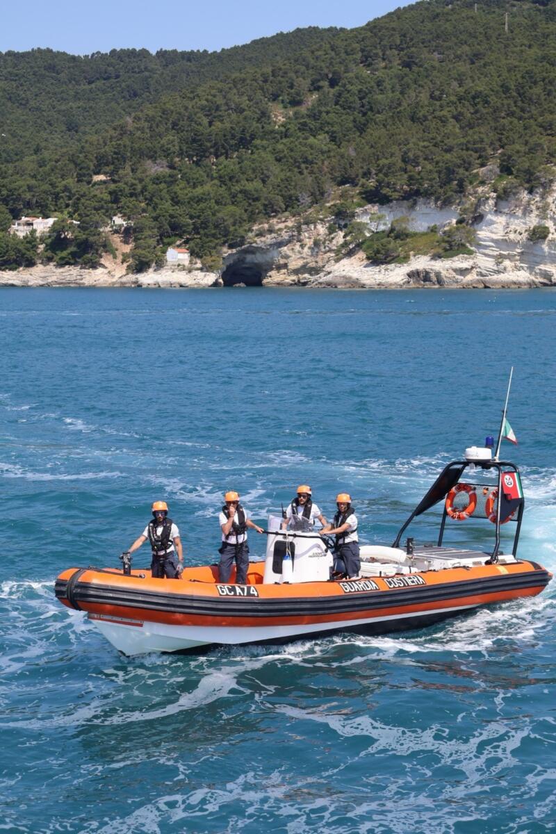 Gargano, maxi-esercitazione antincendio: oltre 150 persone evacuate via mare – VIDEO Gargano, maxi-esercitazione antincendio: oltre 150 persone evacuate via mare – VIDEO