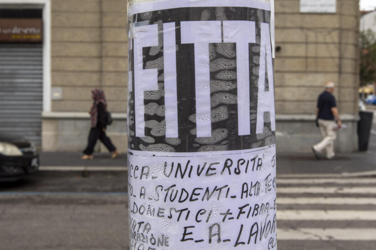 Galleria foto 'Affitti agli studenti, Bari è la città più costosa d’Italia: canoni su del 58% in un mese' - foto 1