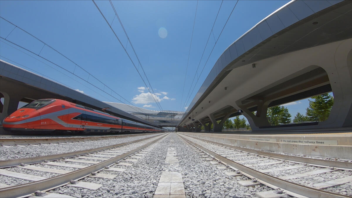 Puglia e Campania più vicine, da luglio parte il Frecciarossa diretto Lecce-Bari-Napoli Puglia e Campania più vicine, da luglio parte il Frecciarossa diretto Lecce-Bari-Napoli