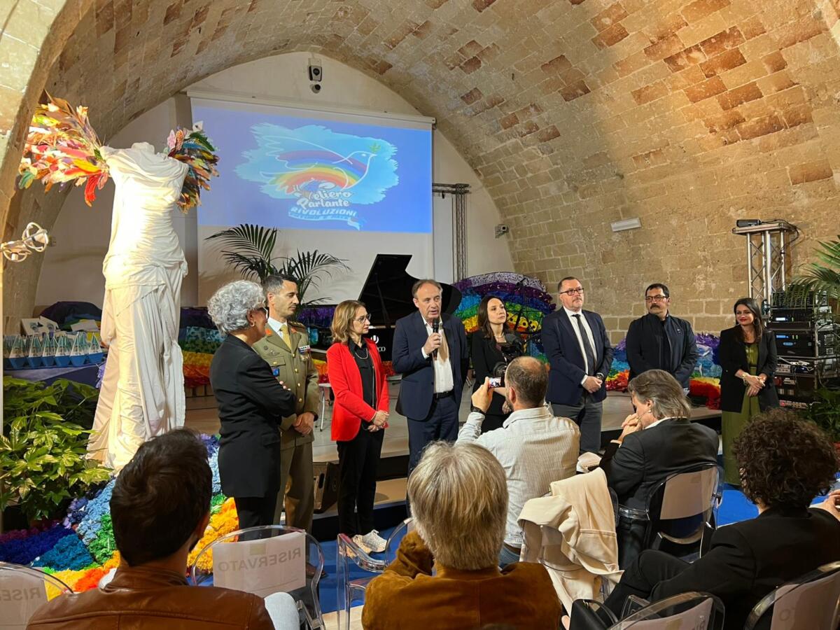 Galleria foto 'Copertino, inaugurata l’edizione 2026 del “Veliero parlante”: rivoluzioni educative tra pace, futuro e comunità' - foto 2