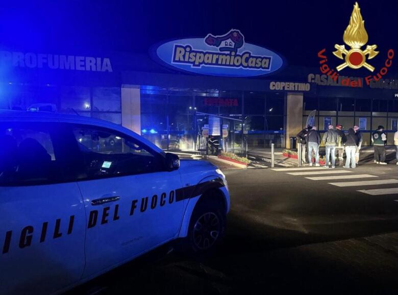 incendio copertino