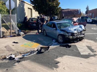 California, auto sulla folla causa tre morti: alla guida un minorenne