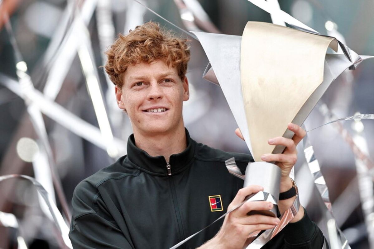 Galleria foto 'Jannik Sinner trionfa a Madrid e conquista il quinto Masters 1000 consecutivo: è il primo nella storia' - foto 1