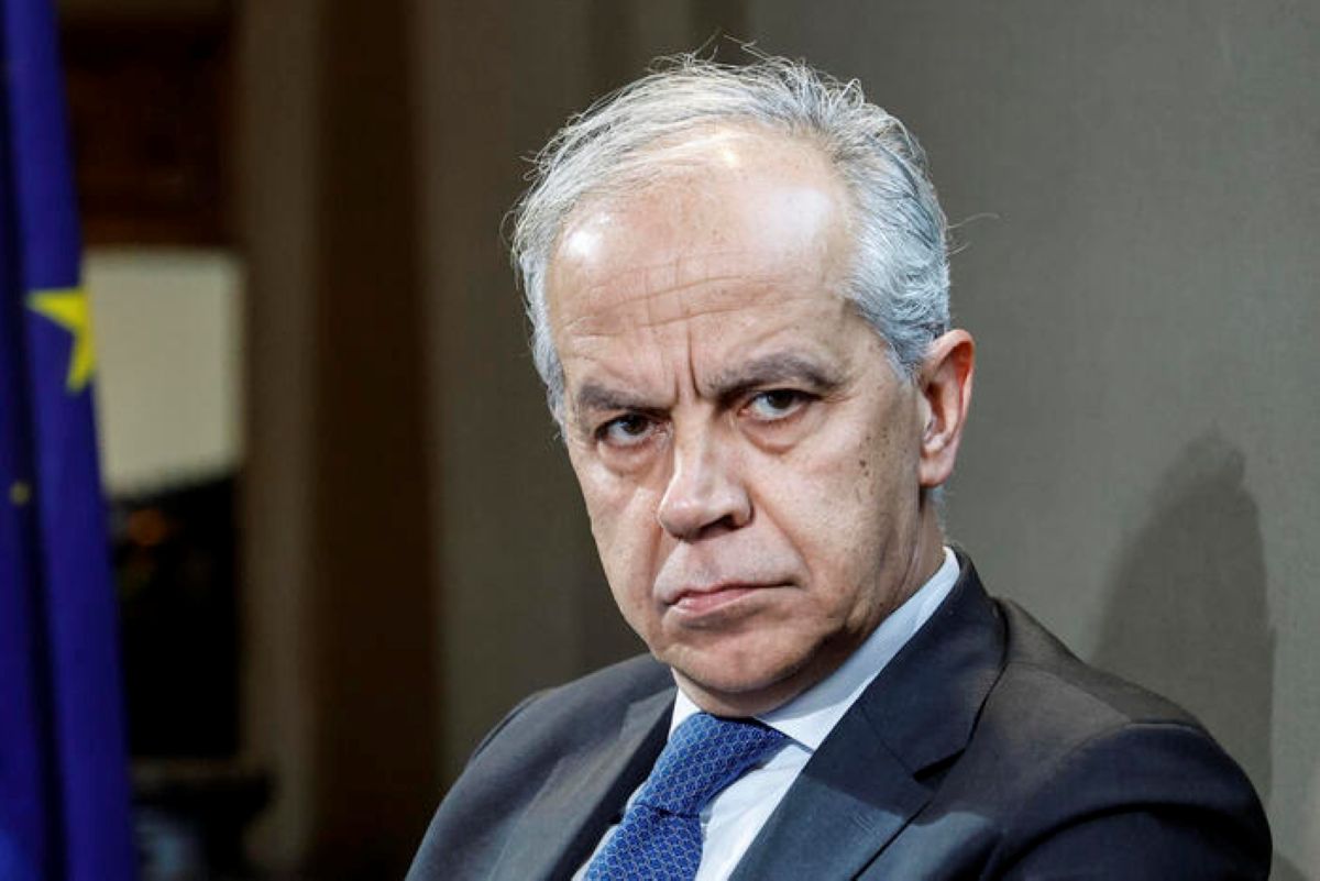 Galleria foto 'Il ministro Piantedosi atteso in Puglia, D’Attis: «Clima preoccupante. Uniti per combattere la criminalità»' - foto 1