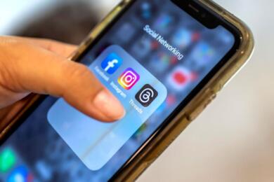 Sorveglianza digitale – Vietato ai minori, consentito a tutti