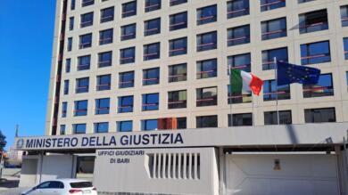 Giustizia in tilt a Bari, blocco totale dei sistemi telematici degli Uffici di Procura e Tribunale
