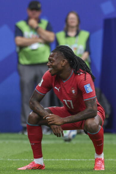 Calcio: Leao, decido la mia vita dopo il Mondiale