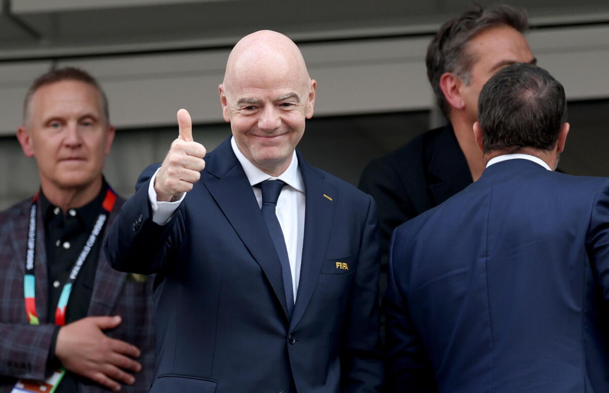 L’altro mondiale di Infantino, uomo ovunque grazie all’aereo del Qatar L’altro mondiale di Infantino, uomo ovunque grazie all’aereo del Qatar