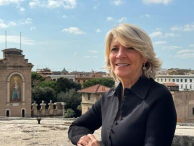 Milano-Cortina: indagata per turbativa d’asta Elisabetta Pellegrini, il braccio destro di Salvini