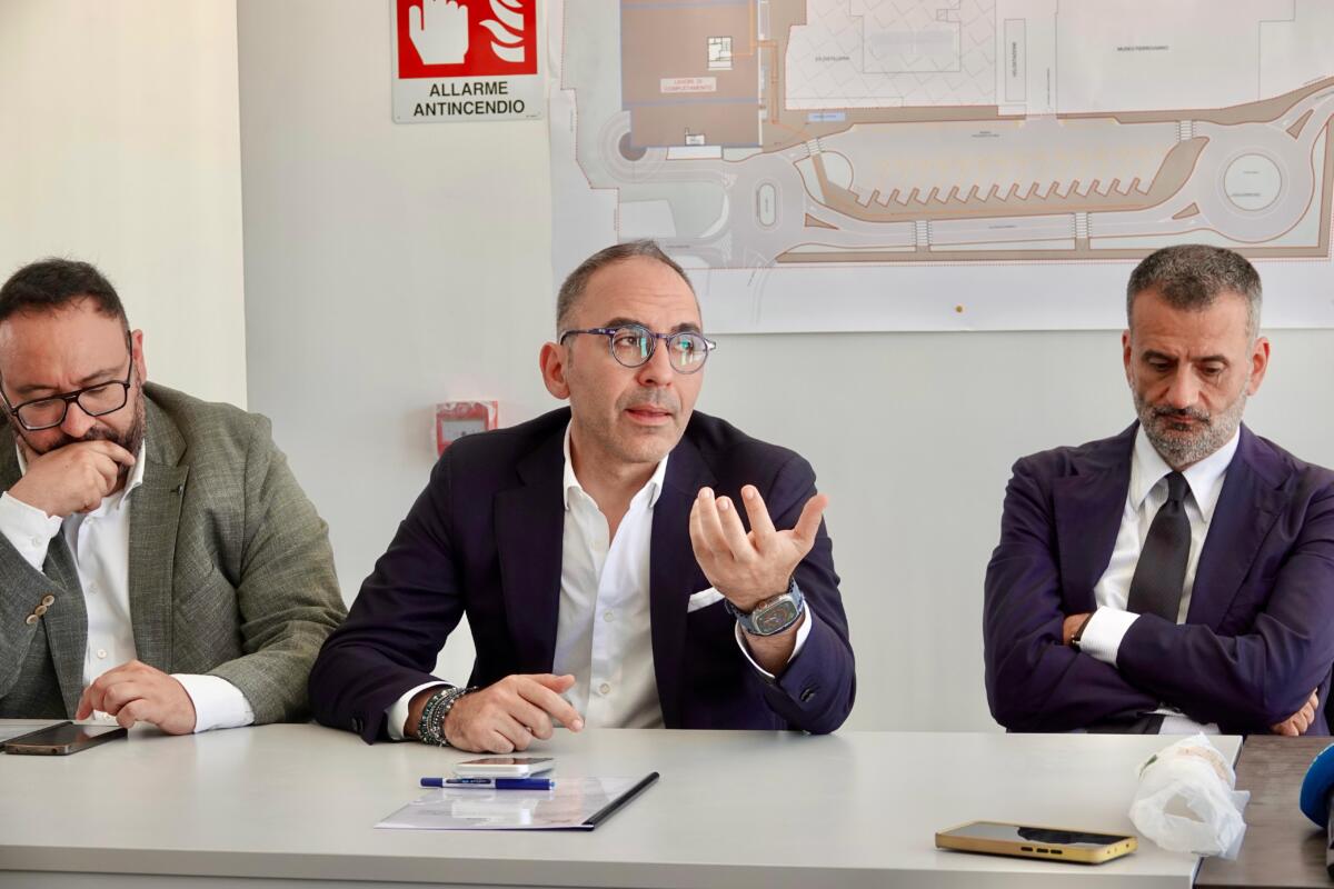 Lecce, pronto entro l’estate il nuovo accesso alla stazione: «Apre la città alla crescita» – FOTO e VIDEO
