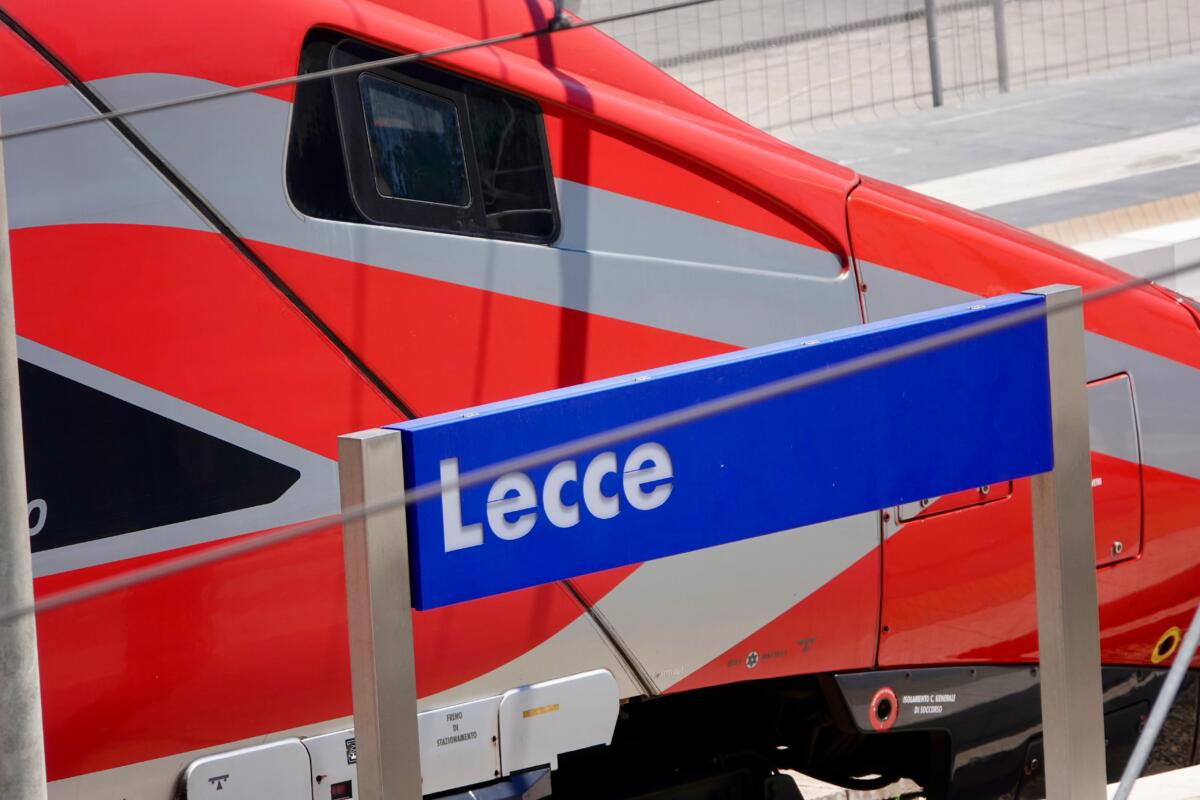 Lecce, pronto entro l’estate il nuovo accesso alla stazione: «Apre la città alla crescita» – FOTO e VIDEO