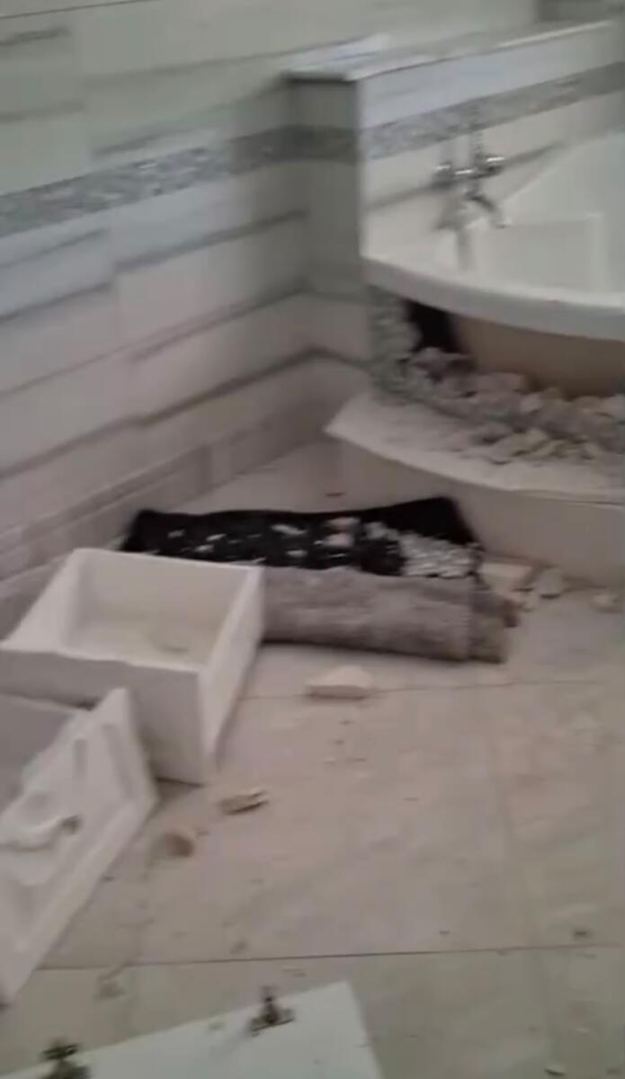 Raid nel quartiere San Pio a Bari: devastata una casa popolare sgomberata. Leccese: «Modalità mafiose» Raid nel quartiere San Pio a Bari: devastata una casa popolare sgomberata. Leccese: «Modalità mafiose»