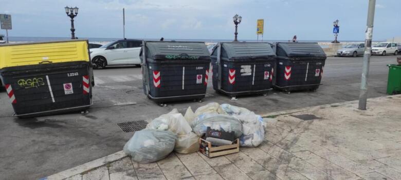 abbandono rifiuti bari