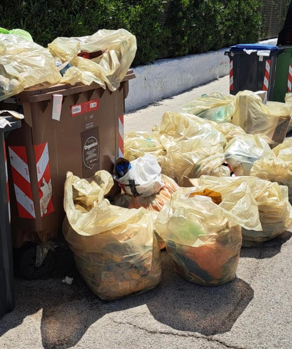 Bari, tolleranza zero contro l’abbandono dei rifiuti: 21 multe in meno di una settimana