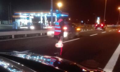 Anziano affetto da malattia neurodegenerativa si perde nel Salento, salvato dai carabinieri
