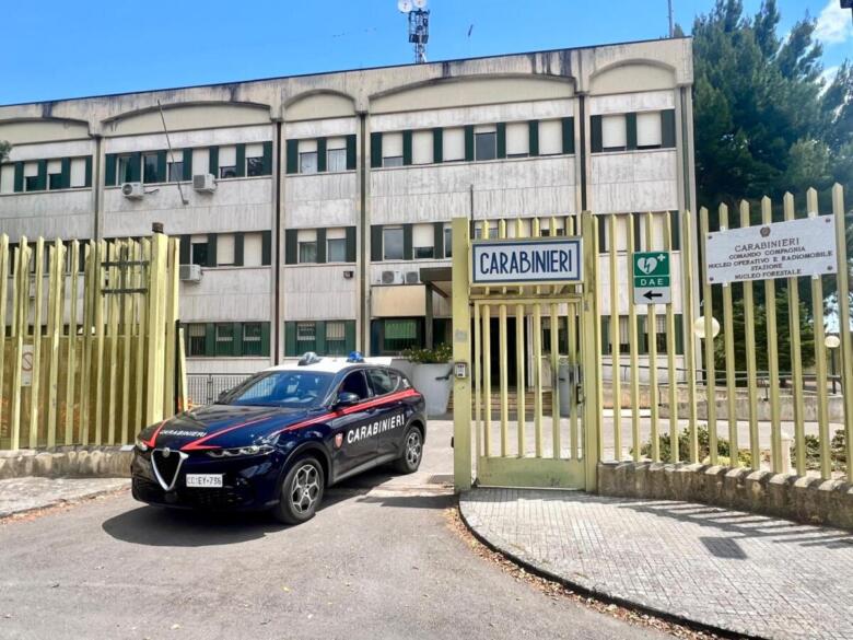 carabinieri lecce