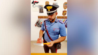 Ortelle, va a casa della ex moglie armato di coltello ma trova i carabinieri: arrestato un 42enne